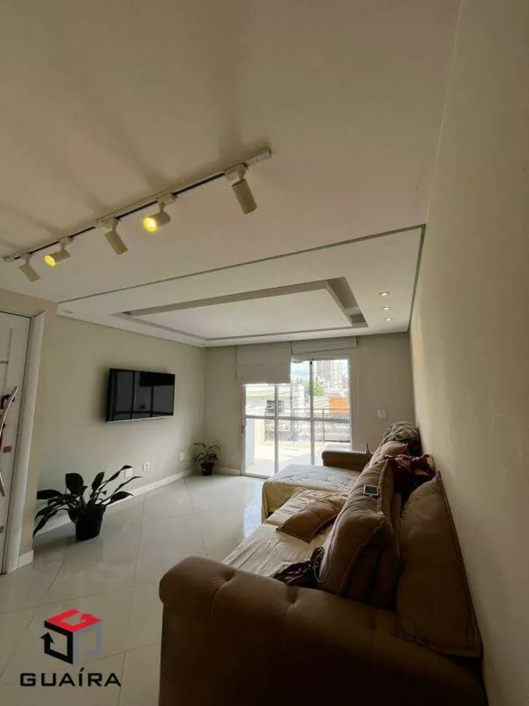 Sobrado à venda com 3 quartos, 220m² - Foto 1