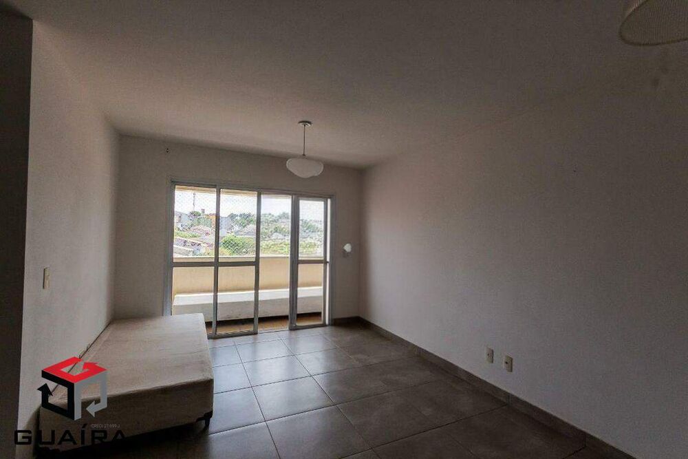Apartamento à venda com 2 quartos, 75m² - Foto 1