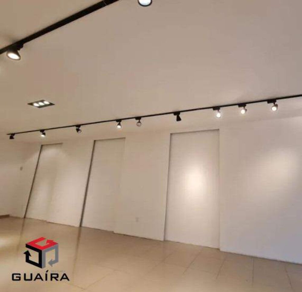 Casa Comercial à venda com 3 quartos, 437m² - Foto 18