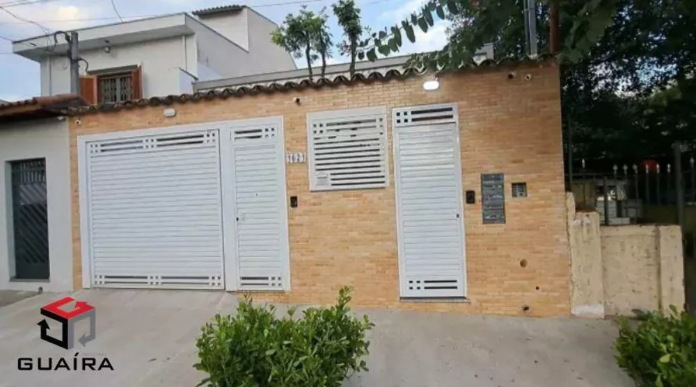 Sobrado à venda com 6 quartos, 288m² - Foto 1