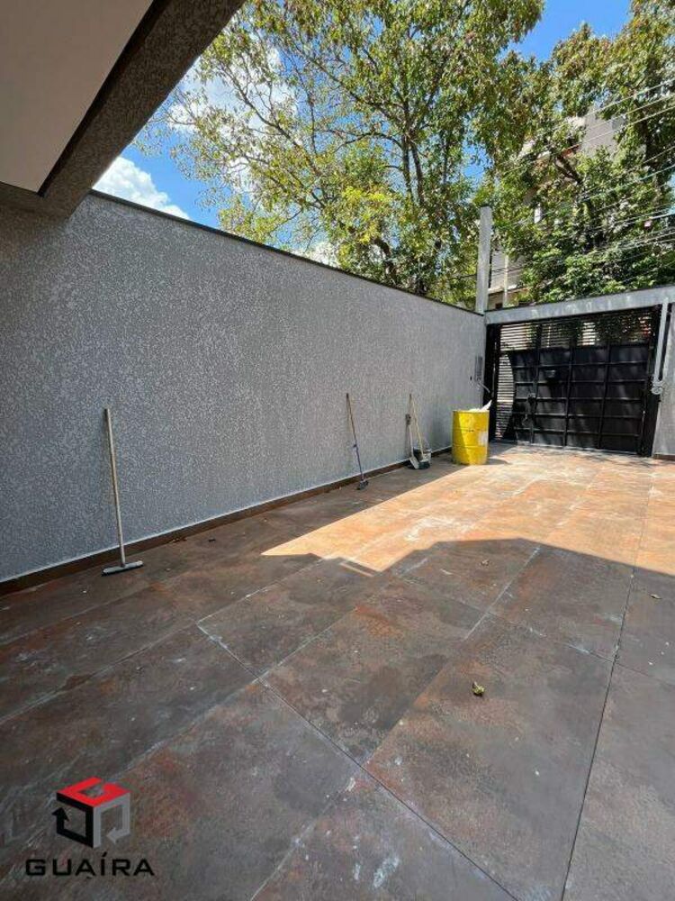 Sobrado à venda com 3 quartos, 147m² - Foto 1