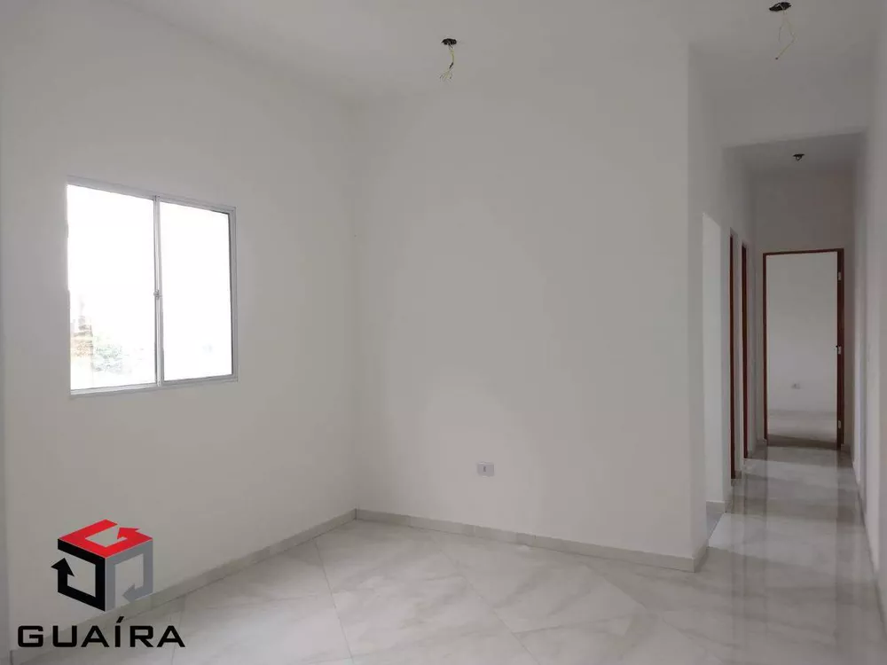 Apartamento à venda com 2 quartos, 42m² - Foto 2