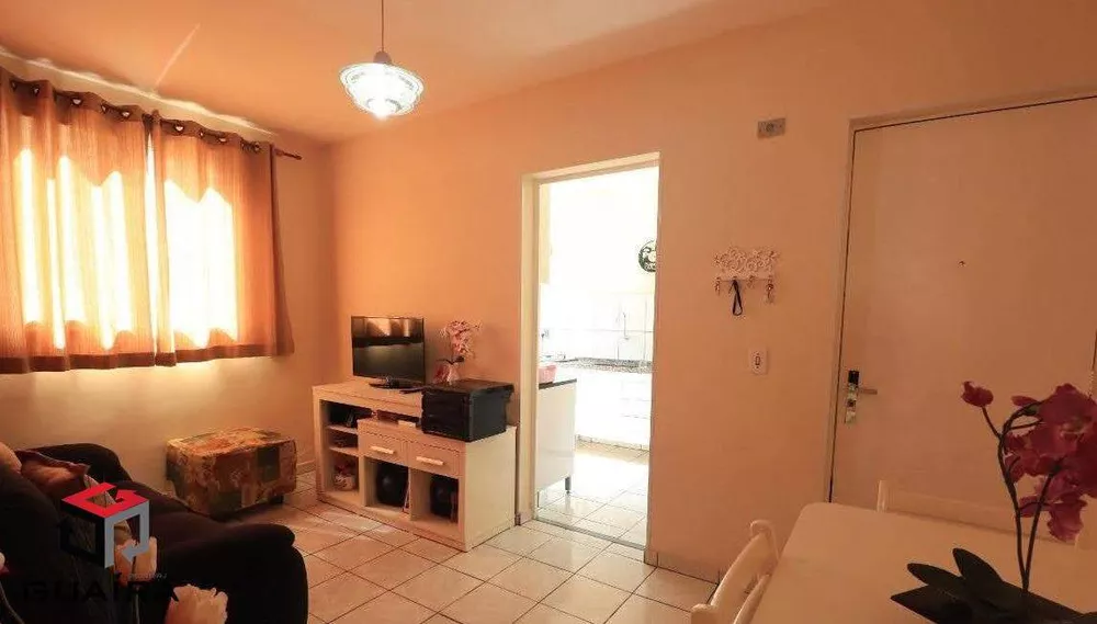 Apartamento à venda com 2 quartos, 47m² - Foto 3