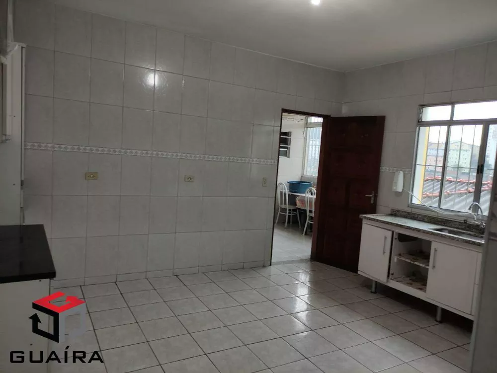 Casa à venda com 4 quartos, 242m² - Foto 3