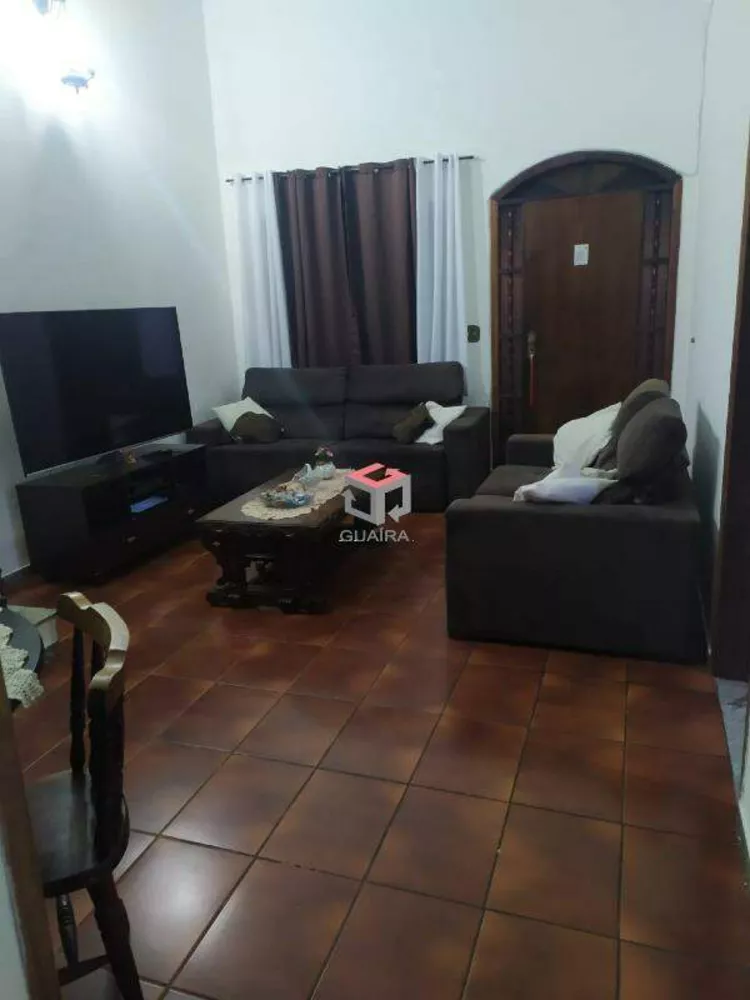 Sobrado à venda com 4 quartos, 210m² - Foto 3