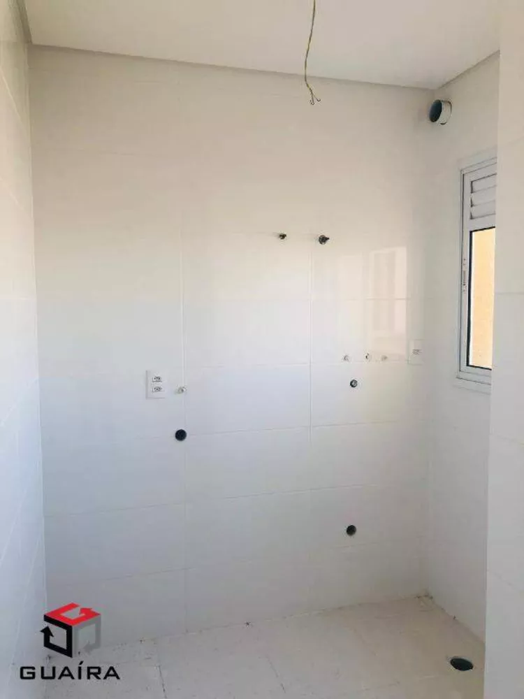 Apartamento à venda com 2 quartos, 64m² - Foto 3