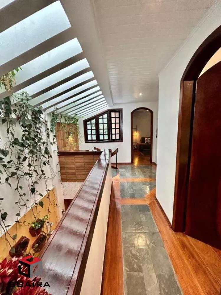 Sobrado à venda com 3 quartos, 214m² - Foto 3