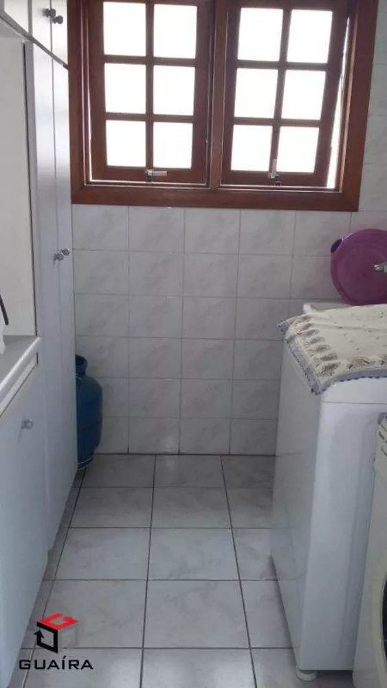 Sobrado à venda com 3 quartos, 221m² - Foto 4