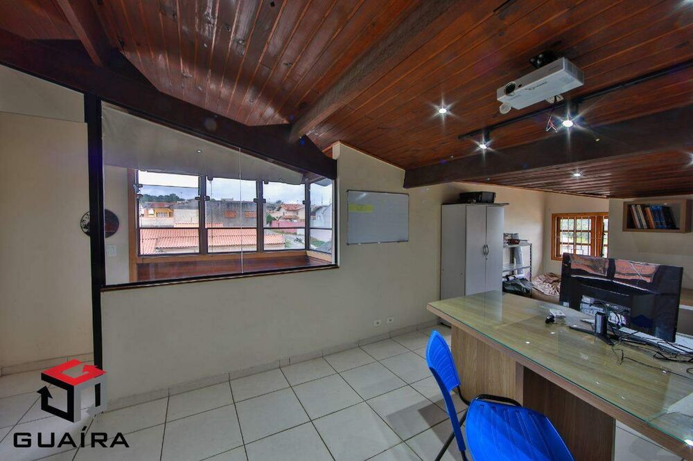 Sobrado à venda com 3 quartos, 269m² - Foto 4