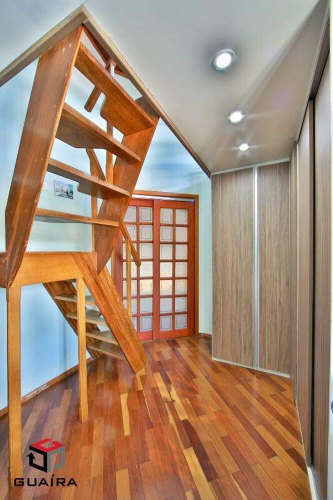 Sobrado à venda com 3 quartos, 269m² - Foto 3