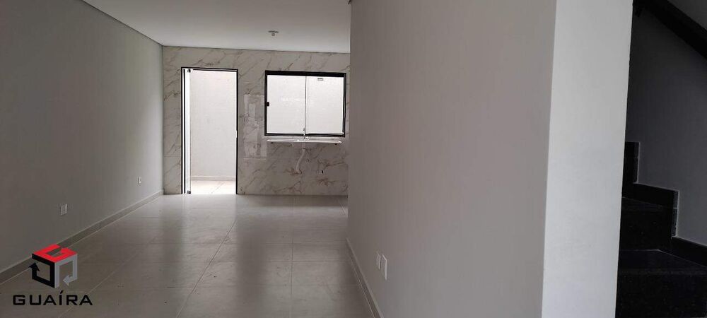 Sobrado à venda com 2 quartos, 70m² - Foto 2