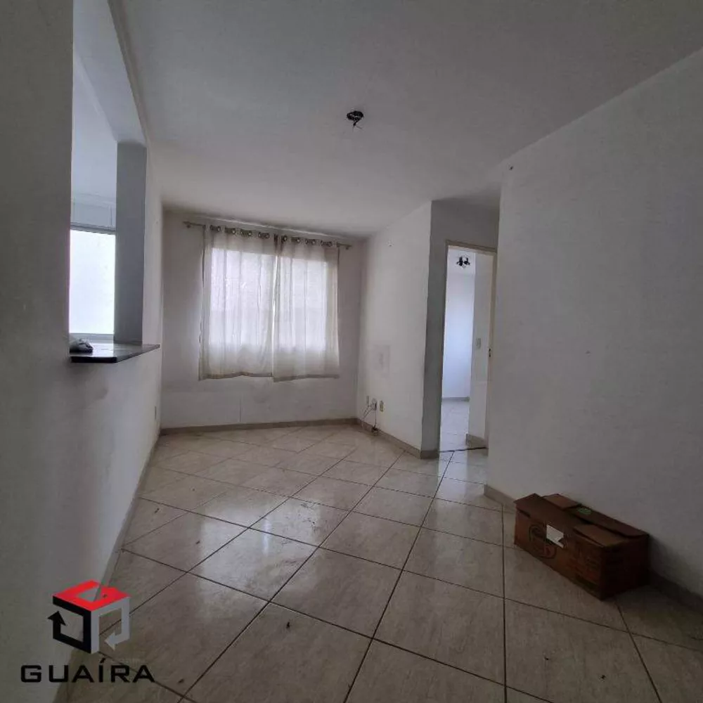 Apartamento à venda com 2 quartos, 45m² - Foto 2