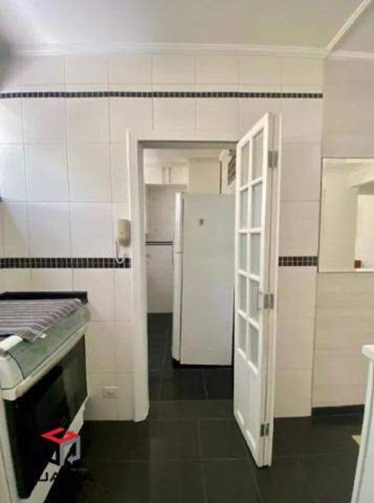 Apartamento à venda com 3 quartos, 106m² - Foto 6