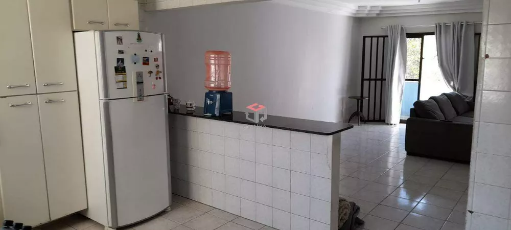 Apartamento à venda com 3 quartos, 124m² - Foto 1