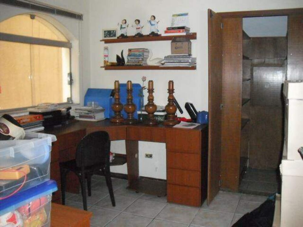 Sobrado à venda com 4 quartos, 483m² - Foto 1