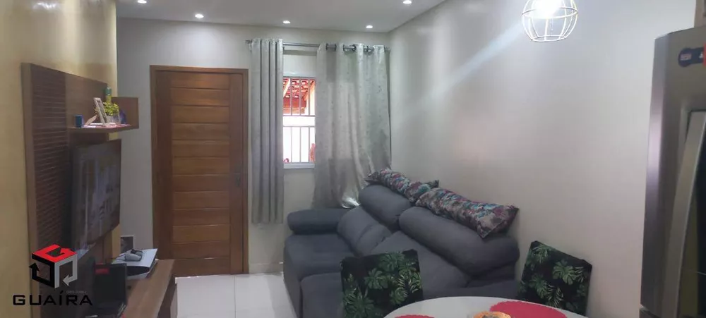 Sobrado à venda com 2 quartos, 120m² - Foto 1