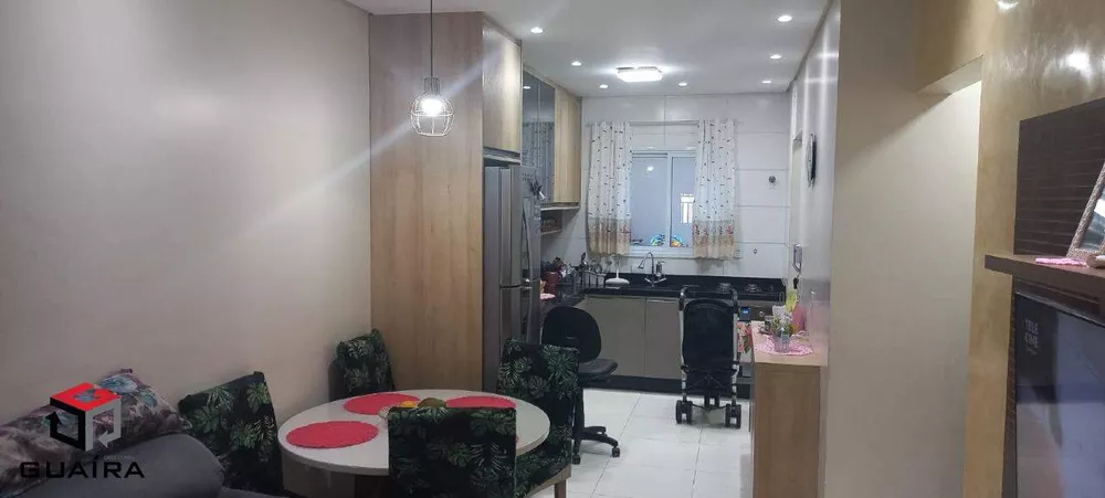 Sobrado à venda com 2 quartos, 120m² - Foto 2