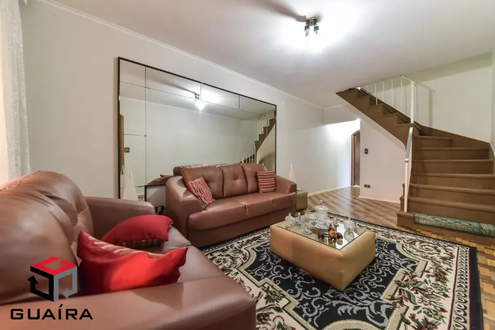 Sobrado à venda com 3 quartos, 365m² - Foto 1