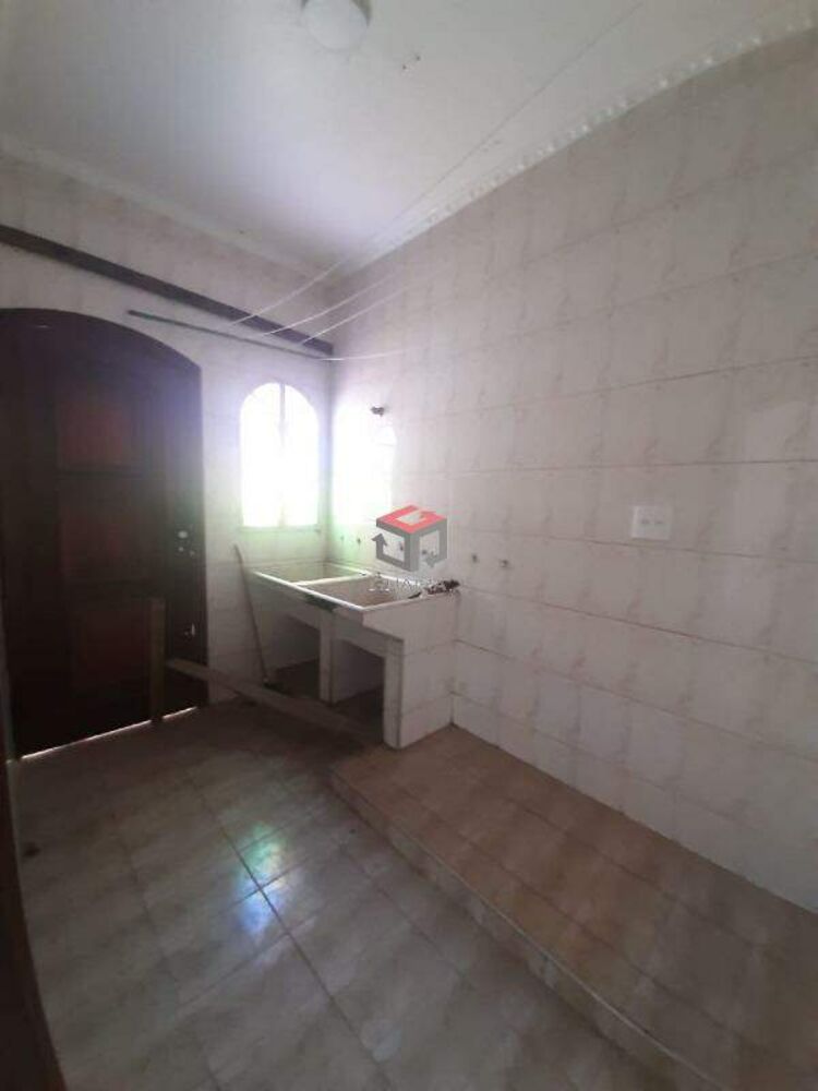 Sobrado para alugar com 3 quartos, 250m² - Foto 6