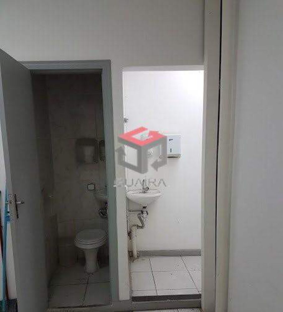 Casa para alugar com 1 quarto, 253m² - Foto 5