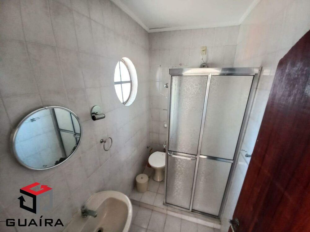 Casa à venda com 3 quartos, 228m² - Foto 4