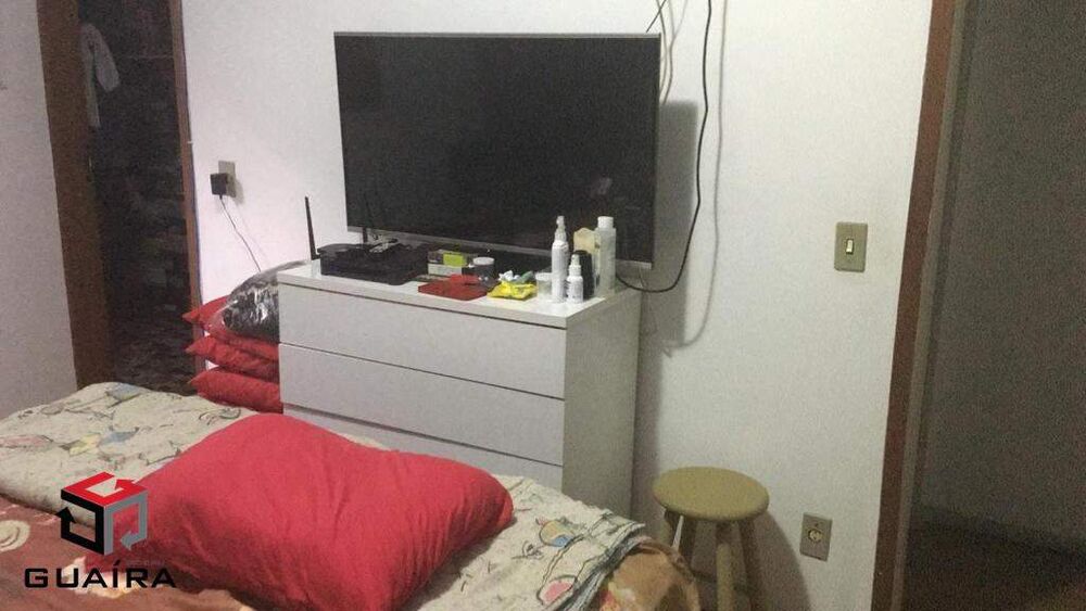 Sobrado à venda com 3 quartos, 210m² - Foto 4