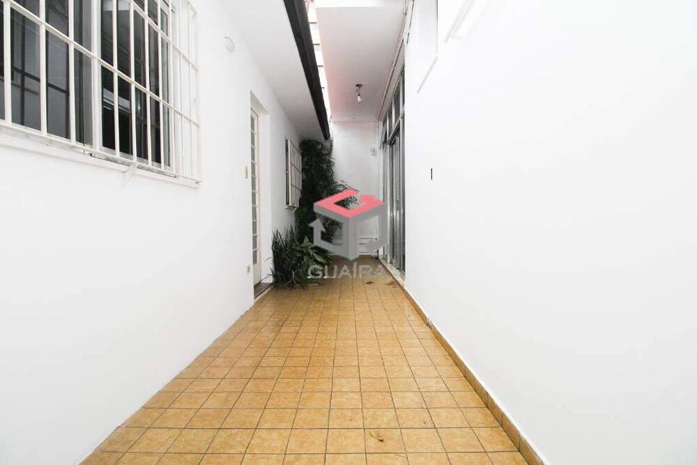 Sobrado para alugar com 3 quartos, 296m² - Foto 11