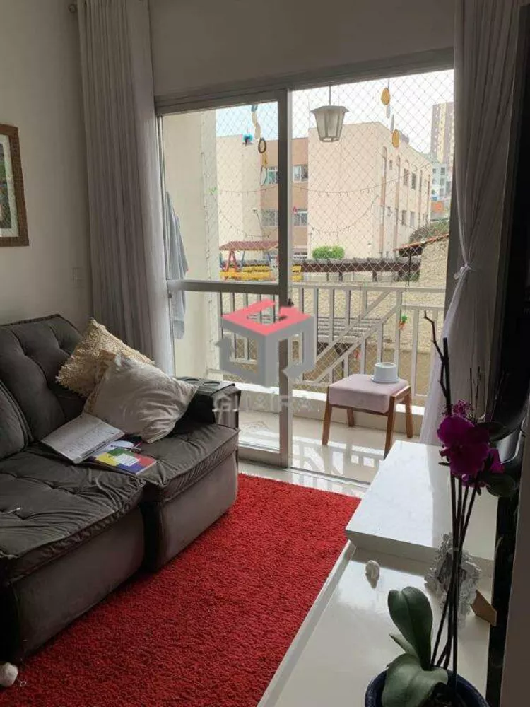 Apartamento à venda com 3 quartos, 62m² - Foto 1