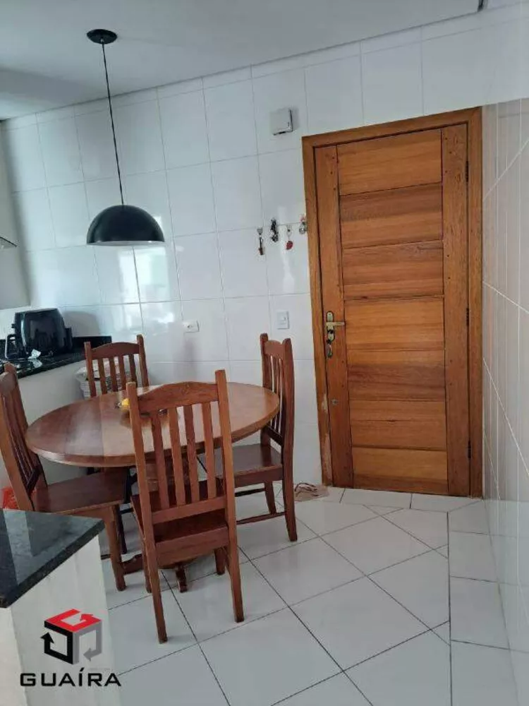 Apartamento à venda com 2 quartos, 70m² - Foto 1