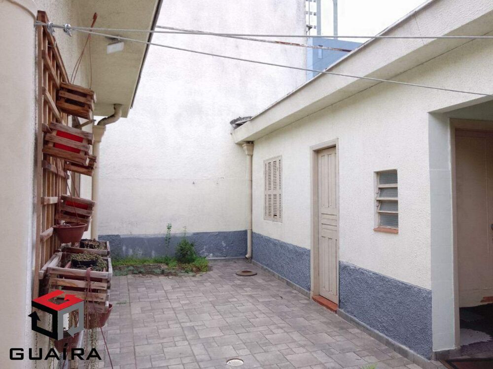 Sobrado à venda com 2 quartos, 210m² - Foto 12