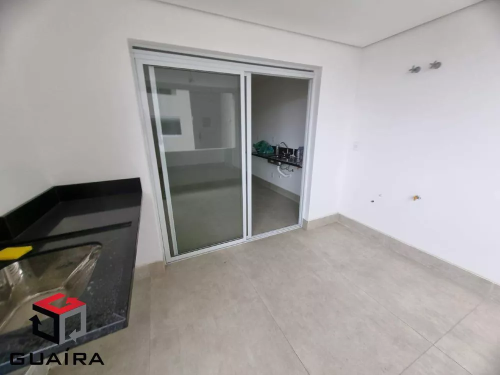 Apartamento à venda com 2 quartos, 67m² - Foto 4