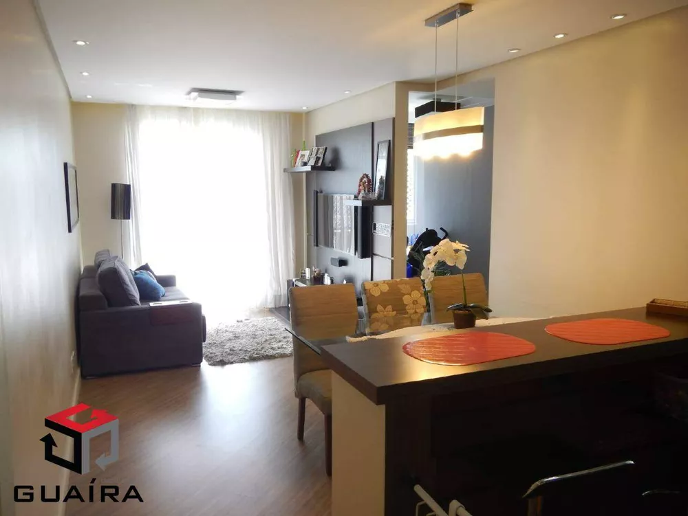 Apartamento à venda com 3 quartos, 70m² - Foto 1