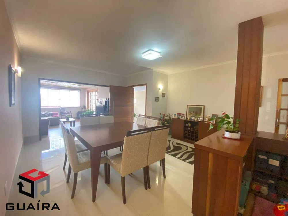 Sobrado à venda com 3 quartos, 278m² - Foto 1