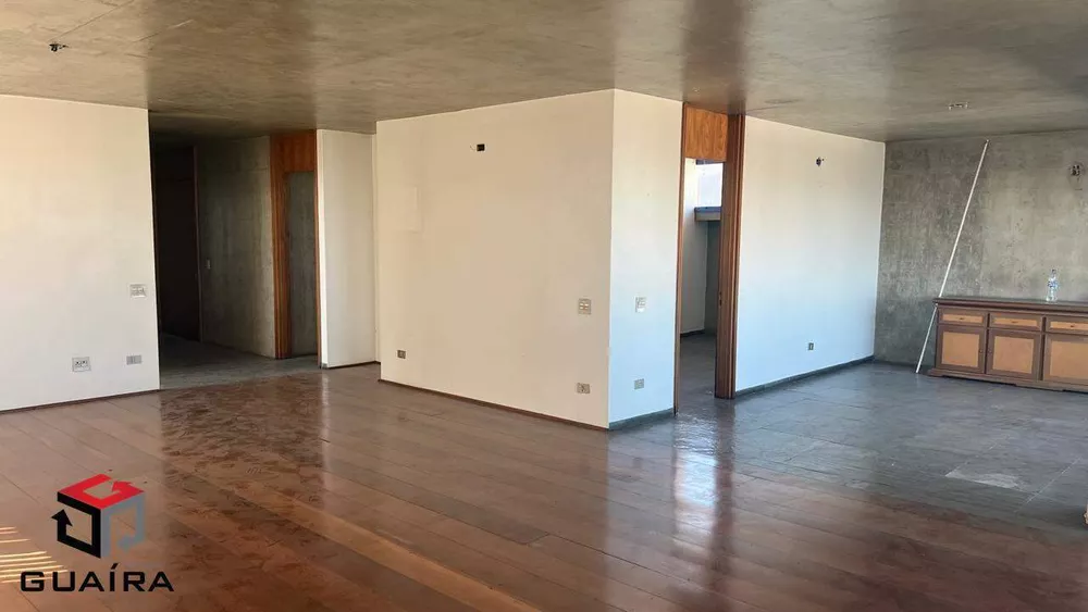 Apartamento à venda com 3 quartos, 270m² - Foto 1