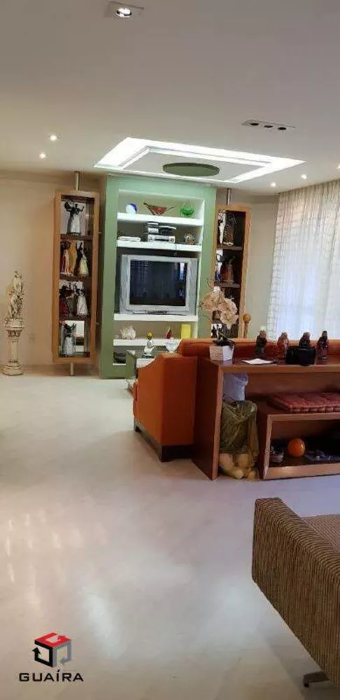 Apartamento à venda com 3 quartos, 223m² - Foto 1