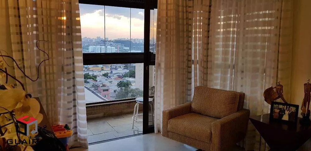 Apartamento à venda com 3 quartos, 223m² - Foto 4