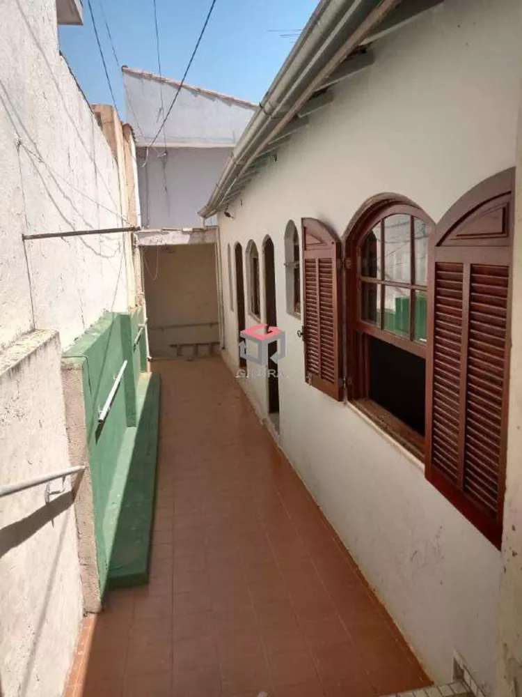 Casa à venda com 4 quartos, 200m² - Foto 5