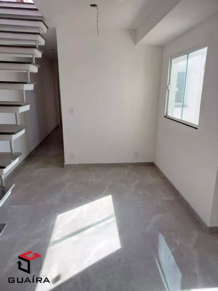 Cobertura à venda com 3 quartos, 140m² - Foto 2