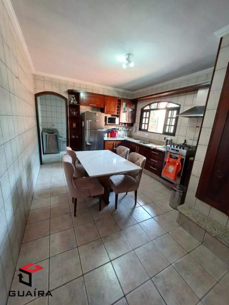 Sobrado à venda com 3 quartos, 261m² - Foto 4