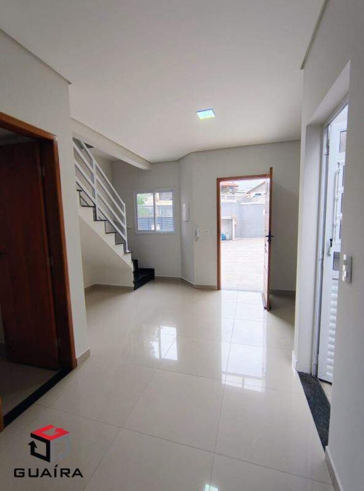 Sobrado à venda com 2 quartos, 50m² - Foto 2
