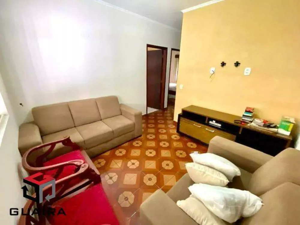 Casa à venda com 2 quartos, 126m² - Foto 1