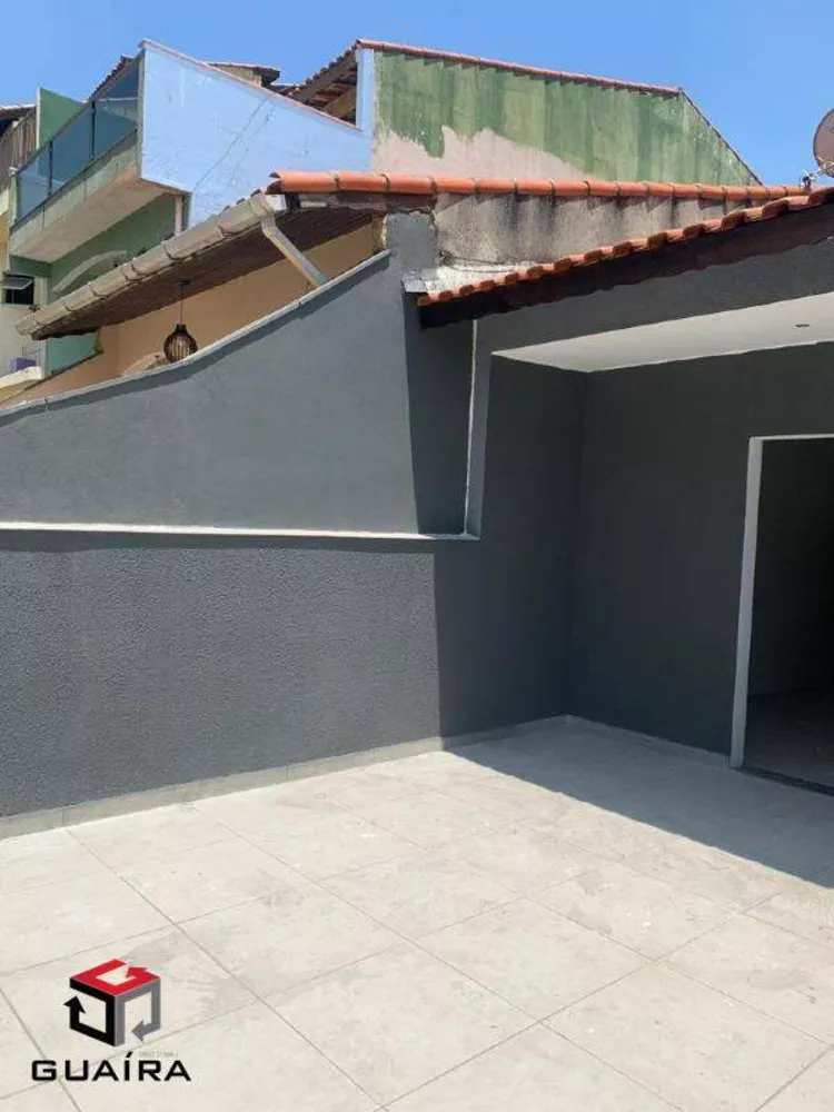 Sobrado à venda com 3 quartos, 229m² - Foto 1