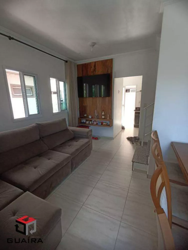 Sobrado à venda com 3 quartos, 80m² - Foto 1