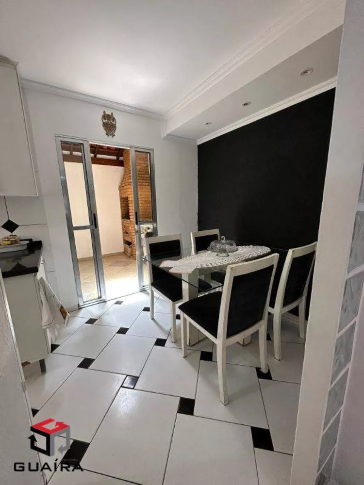 Sobrado à venda com 3 quartos, 72m² - Foto 2