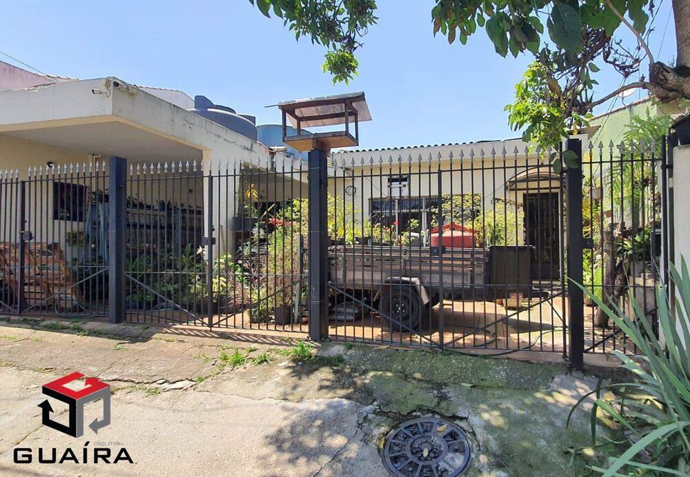 Casa à venda com 3 quartos, 156m² - Foto 1