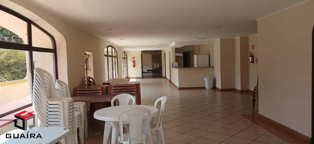 Apartamento à venda com 2 quartos, 60m² - Foto 5