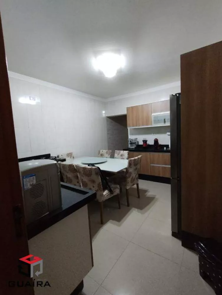 Sobrado à venda com 2 quartos, 150m² - Foto 4