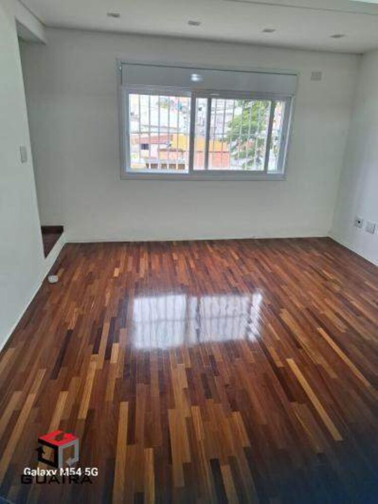 Casa para alugar com 2 quartos, 80m² - Foto 1