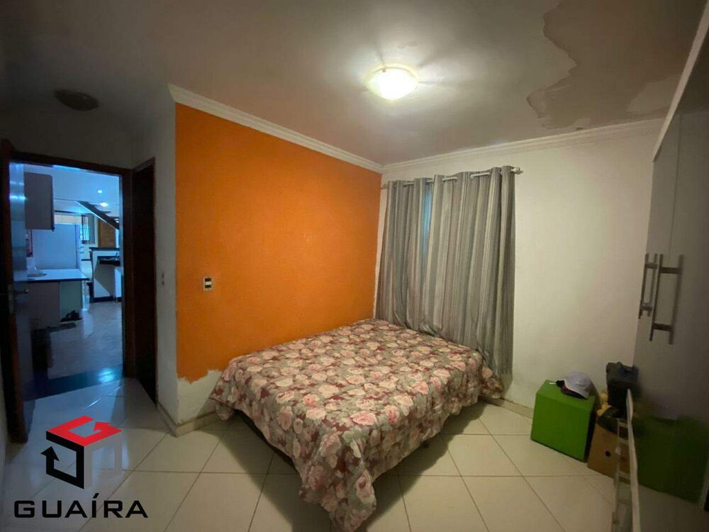 Sobrado à venda com 4 quartos, 220m² - Foto 3