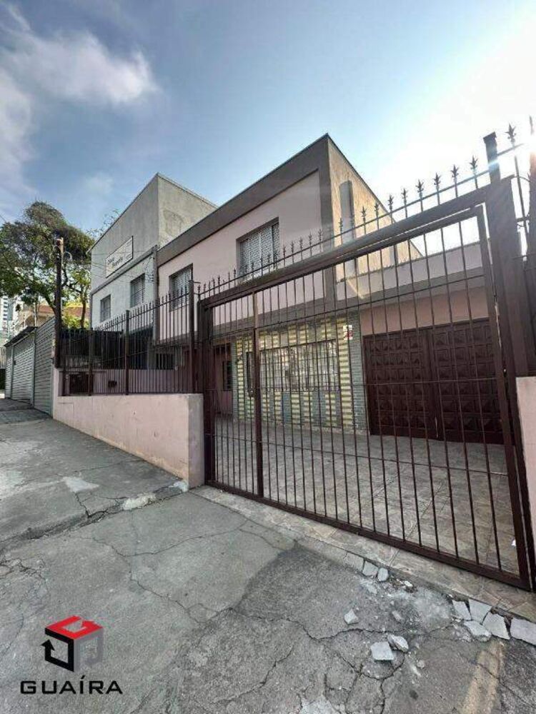 Sobrado à venda com 3 quartos, 127m² - Foto 1